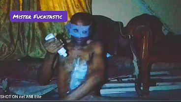 AFRICAN LONELY AND HORNY MAN FEELING HIMSELF AT HOME