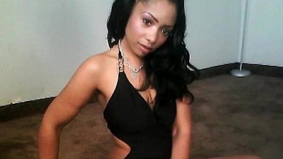 ebony babe squirting