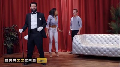 www.brazzers.xxx/gift  – copy and watch full Luna Star video