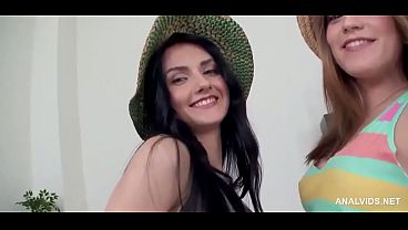 Geile secretaresse maakt lunchpauze smerig met anal verlangens, triple pussy genot, double anal fantasie, veel cum en squirting op de tafel