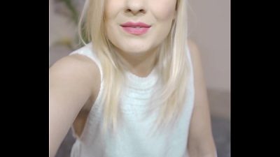 HOT TRADWIFE – Whatsapp call